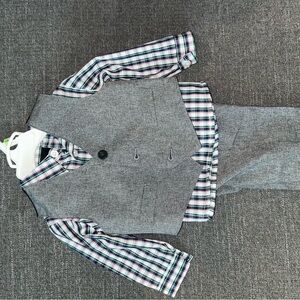 Gray Vest and Plaid Shirt Set